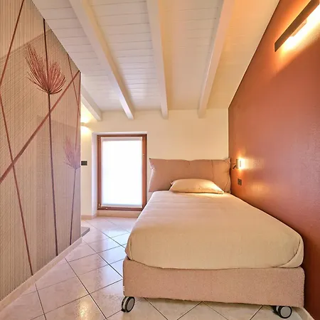 Narcissus House Dom wakacyjny Pescantina