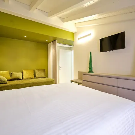 Narcissus House Pescantina